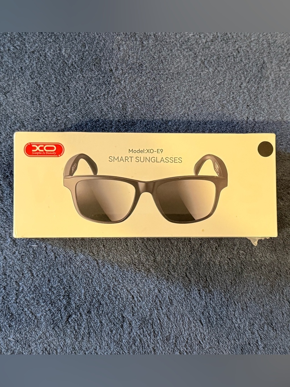 XO-E9 Smart Sunglasses in Black - Picture 1 of 8